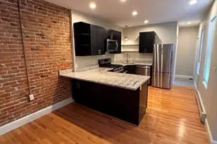 319 Spruce St, Chelsea, MA 02150 - Photo 4