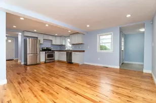 15 Buckingham St, Boston, MA 02136 - Photo 6