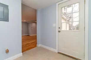 15 Buckingham St, Boston, MA 02136 - Photo 18