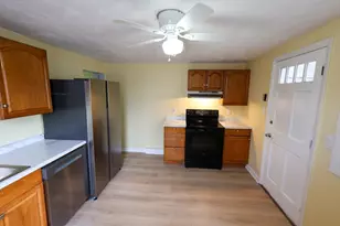 60 Essex St, Revere, MA 02151 - Photo 4