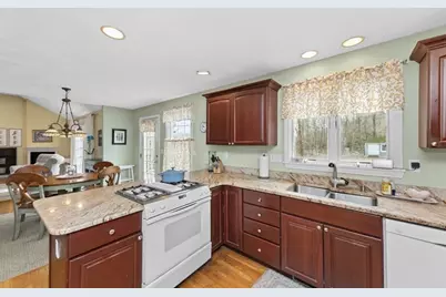 1 Whitcomb Way, North Reading, MA 01864 - Photo 14