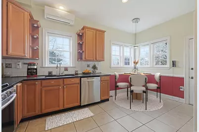 43 Leonard St, Waltham, MA 02451 - Photo 12