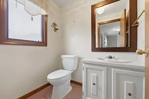 281 Boylston St, Lowell, MA 01852 - Photo 20