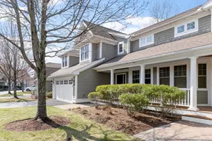 42 Seven Springs Ln, Burlington, MA 01803 - Photo 2