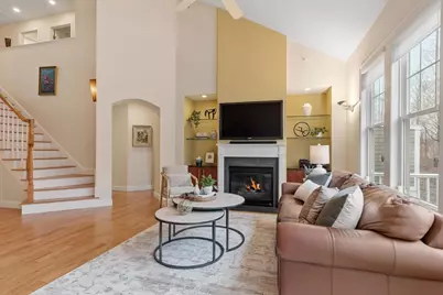 42 Seven Springs Ln #C, Burlington, MA 01803 - Photo 8