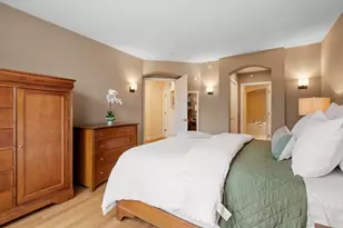 42 Seven Springs Ln, Burlington, MA 01803 - Photo 10