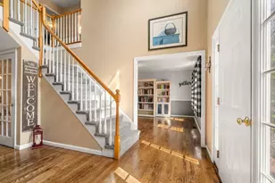 74 Kennedy Cir, Northbridge, MA 01534 - Photo 4