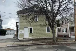 17 Proctor St, Peabody, MA 01960 - Photo 2