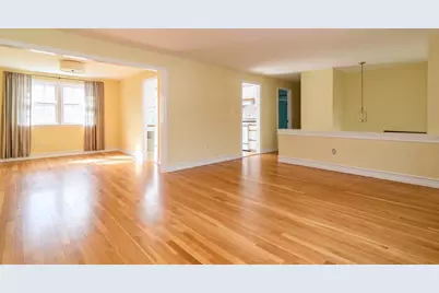 7 Gregory Lane, Wayland, MA 01778 - Photo 2