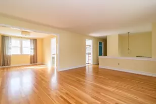 7 Gregory Ln, Wayland, MA 01778 - Photo 2