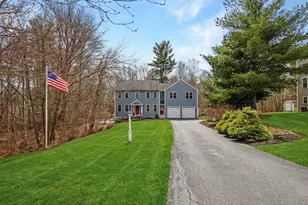 9 Great Acres Dr, Hanover, MA 02339 - Photo 2