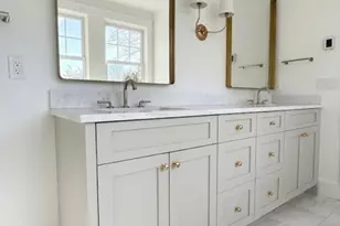 206 Bristol Rd, Wellesley, MA 02481 - Photo 6