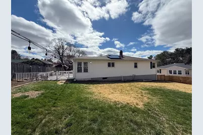 6 Riebe Ave, Webster, MA 01570 - Photo 4