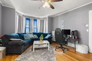 77 Dartmouth St, New Bedford, MA 02740 - Photo 12