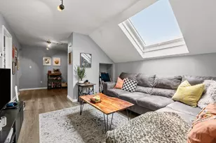 77 Dartmouth St, New Bedford, MA 02740 - Photo 8