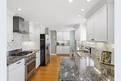 17 Daley St, Needham, MA 02494 - Photo 12