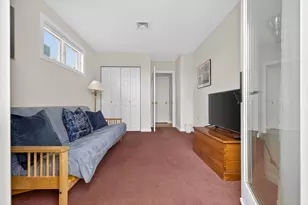 624 Boston Ave, Medford, MA 02155 - Photo 16