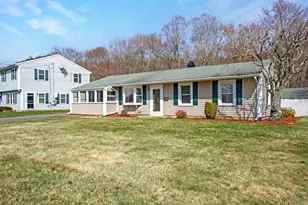 111 Hogg Memorial Dr, Whitman, MA 02382 - Photo 2