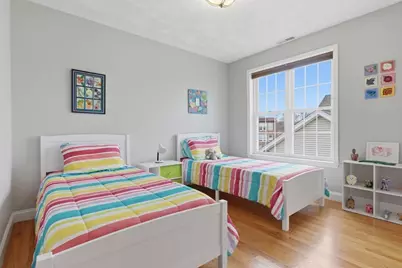 36 Pleasant St #B, Stoneham, MA 02180 - Photo 18