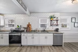 116 6th St, Leominster, MA 01453 - Photo 10