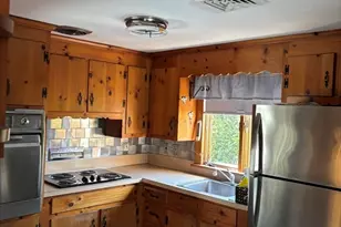 2 Savin Rd, Wakefield, MA 01880 - Photo 4