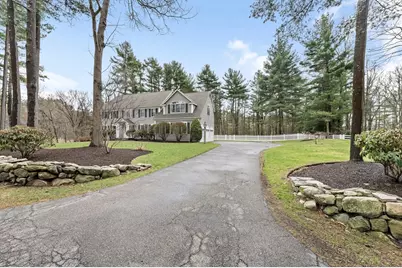 99 Hartford Street, Medfield, MA 02052 - Photo 2