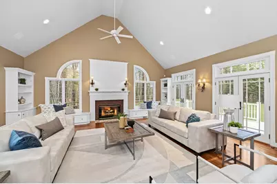 99 Hartford Street, Medfield, MA 02052 - Photo 20