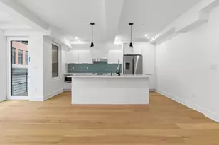 230 Friend St, Boston, MA 02114 - Photo 10