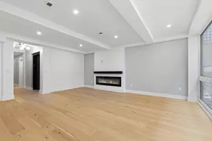 230 Friend St, Boston, MA 02114 - Photo 20