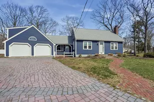 238 Atwell Cir, Marshfield, MA 02050 - Photo 1