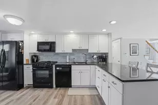 238 Atwell Cir, Marshfield, MA 02050 - Photo 10