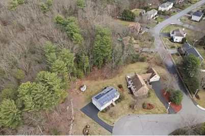 10 Lee Avenue, Burlington, MA 01803 - Photo 2