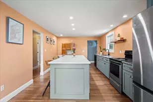 19 Rowena St, Worcester, MA 01606 - Photo 18