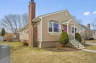 19 Rowena St, Worcester, MA 01606 - Photo 2