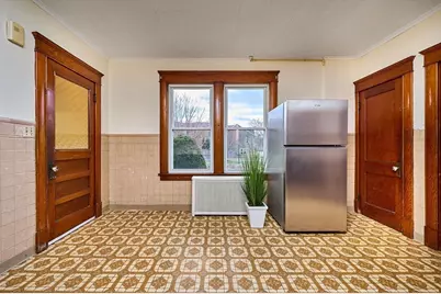 65 Parsons St, Easthampton, MA 01027 - Photo 12