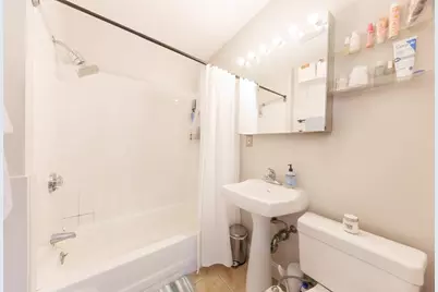 522 E 8 #3, Boston, MA 02127 - Photo 12