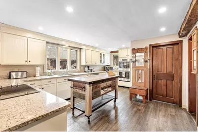 15 High St, Suffield, CT 06078 - Photo 10