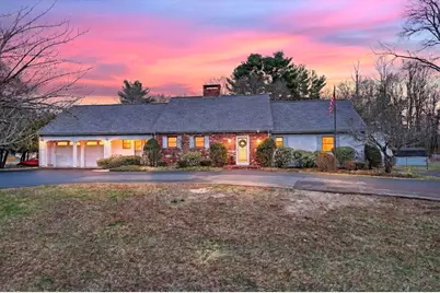 38 Oakland St, Medway, MA 02053 - Photo 2