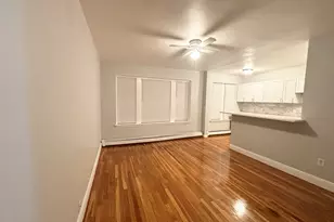 15 Ives St, Beverly, MA 01915 - Photo 2