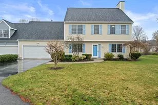 24 Pelican Dr, Walpole, MA 02081 - Photo 2