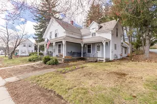 23 Waterville St, Grafton, MA 01536 - Photo 2