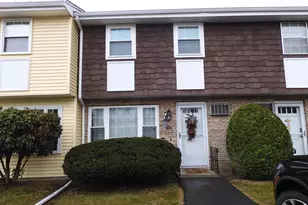 945 Riverside Dr, Methuen, MA 01844 - Photo 1