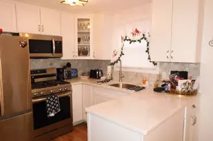 945 Riverside Dr, Methuen, MA 01844 - Photo 8