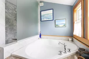 33 Halifax St, Boston, MA 02130 - Photo 16