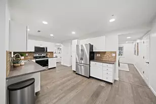 24 Pelican Dr, Walpole, MA 02081 - Photo 12