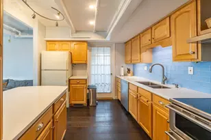 65 Wharf St, Salem, MA 01970 - Photo 12