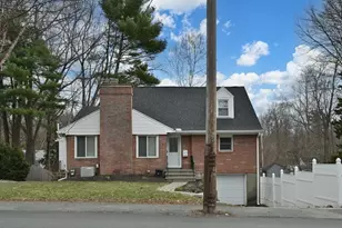 157 Pearl St, Reading, MA 01867 - Photo 30