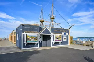 76 Court St, Plymouth, MA 02360 - Photo 30