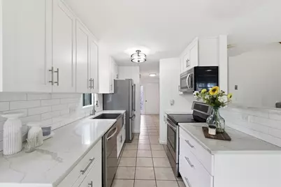 59 Samuel Dr #59, Grafton, MA 01536 - Photo 6