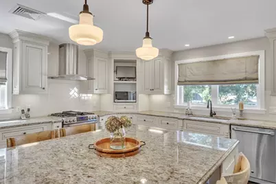 58 Madison Rd, Waltham, MA 02453 - Photo 6